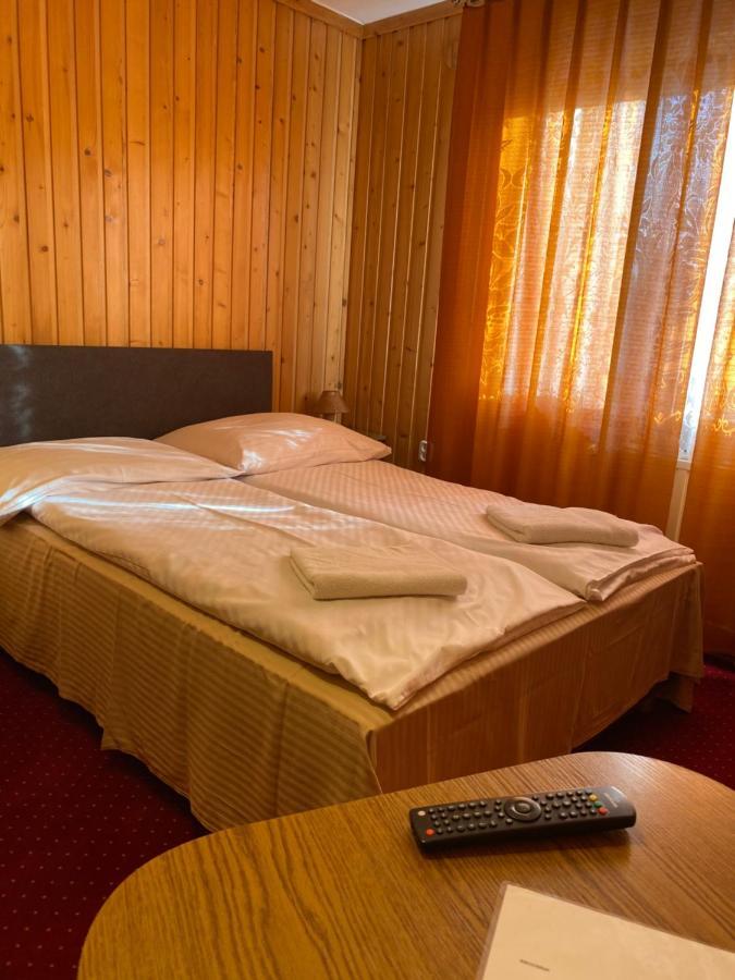 Pokoje Goscinne Madzia Poronin Esterno foto